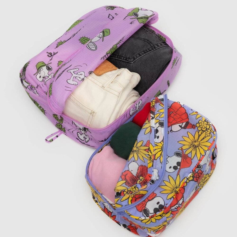 BAGGU x Peanuts NWT Baggu Packing Cube Set - Peanuts (Floral Snoopy, Pink Spike) - Picture 7 of 8